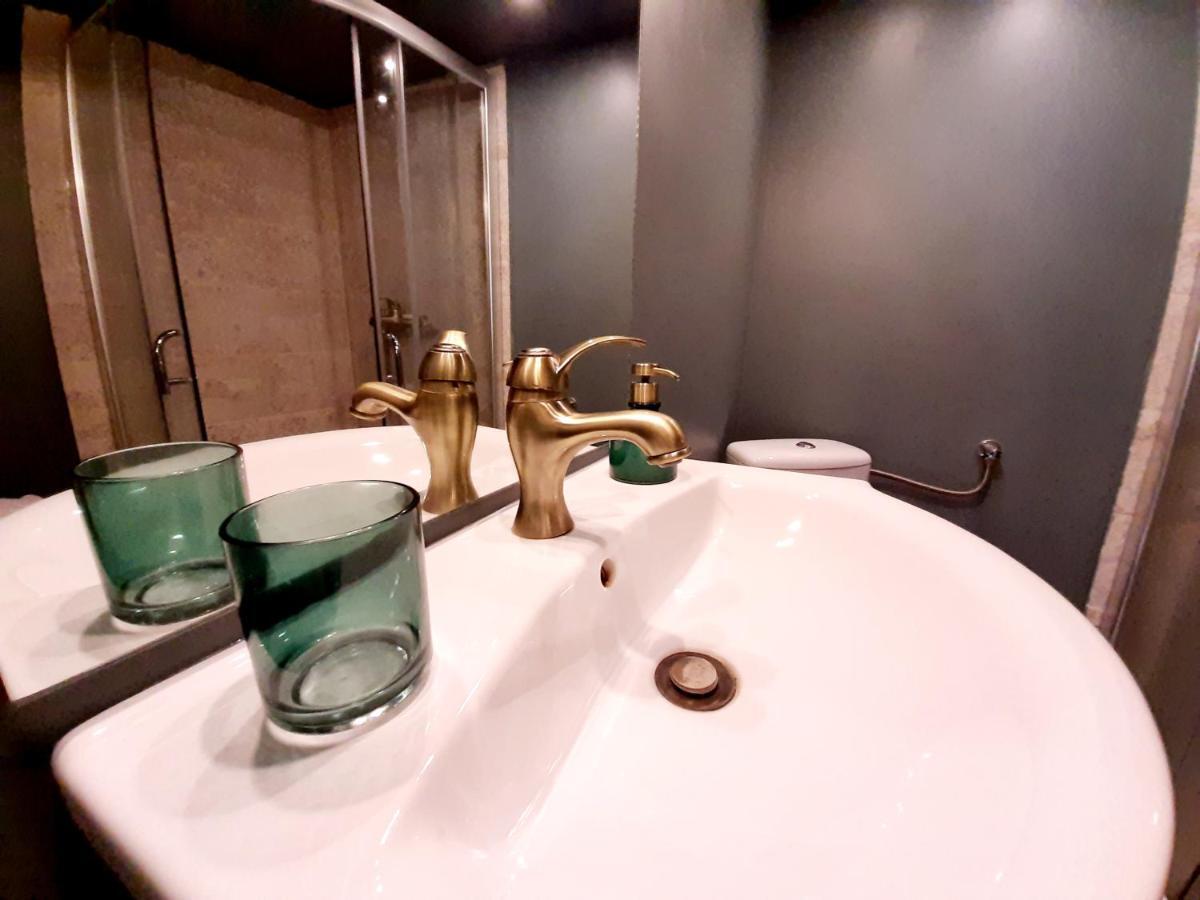 Central Loft Apartment Брашов Екстериор снимка