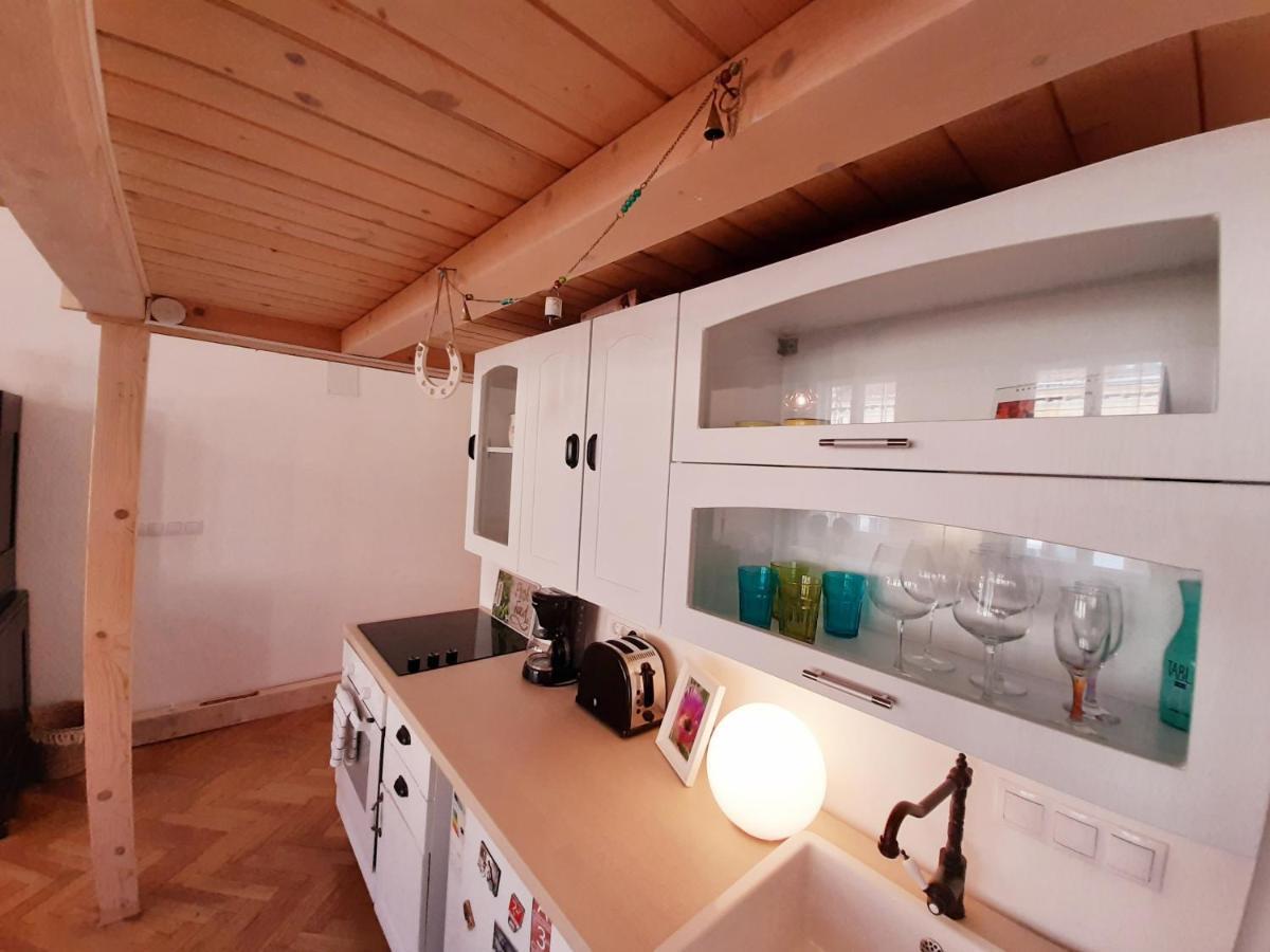 Central Loft Apartment Брашов Екстериор снимка